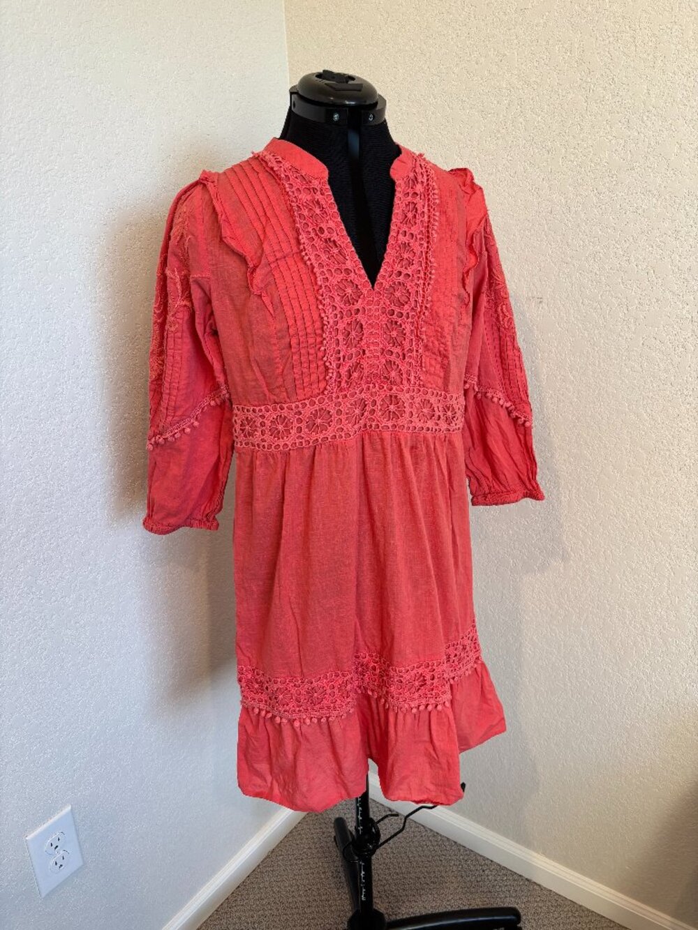 Anthropologie Akemi + Kin Josephine Coral Embroidered  Dress |  Size M - Picture 2 of 3